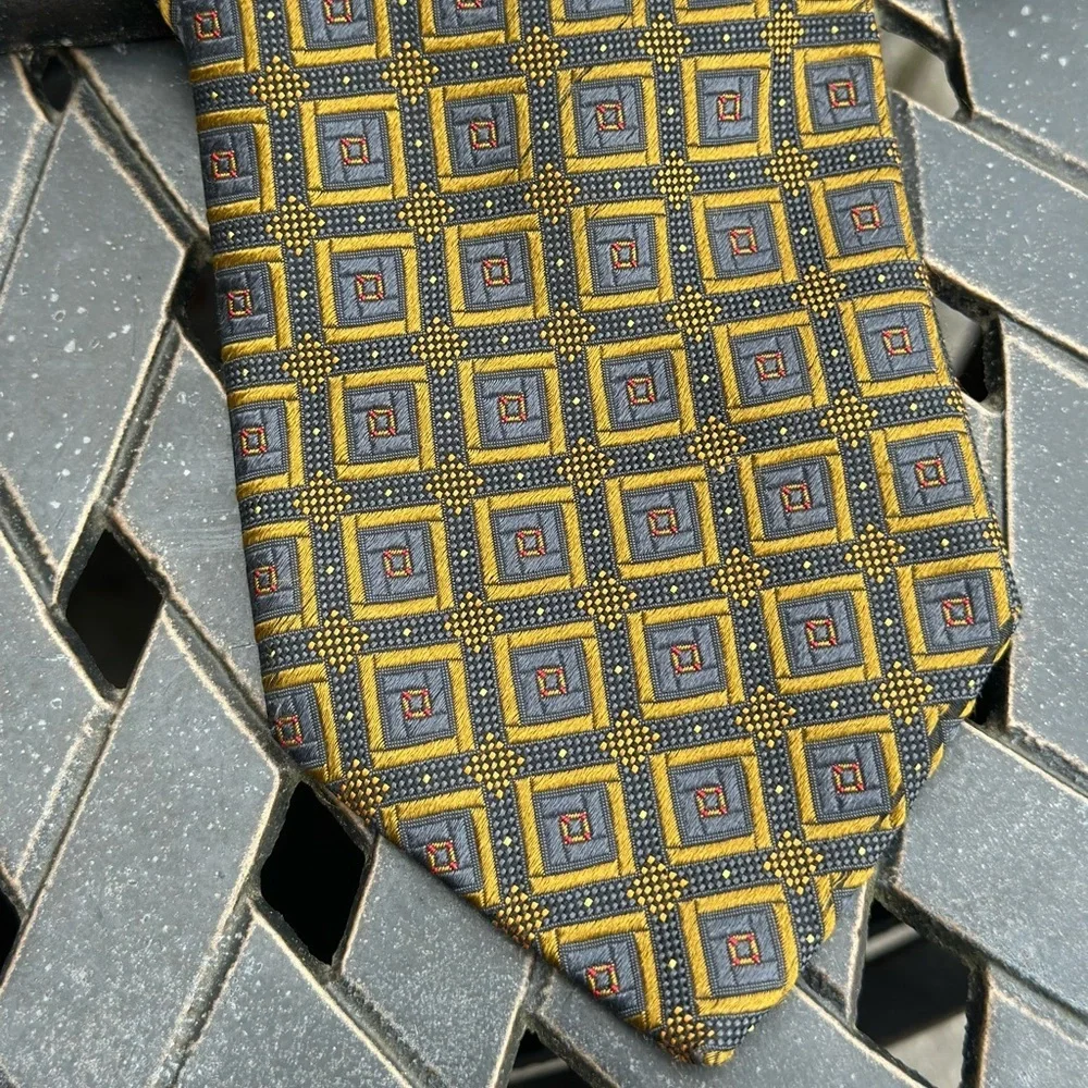Amherst & Brock Silk Tie